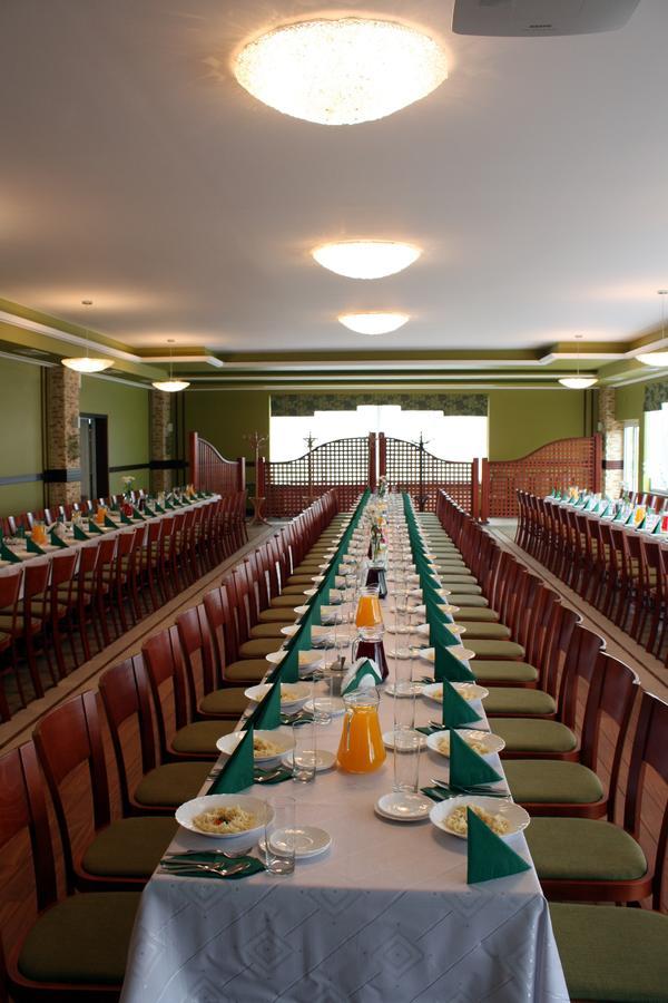 Motel Impresja Borek Wielkopolski Exterior foto
